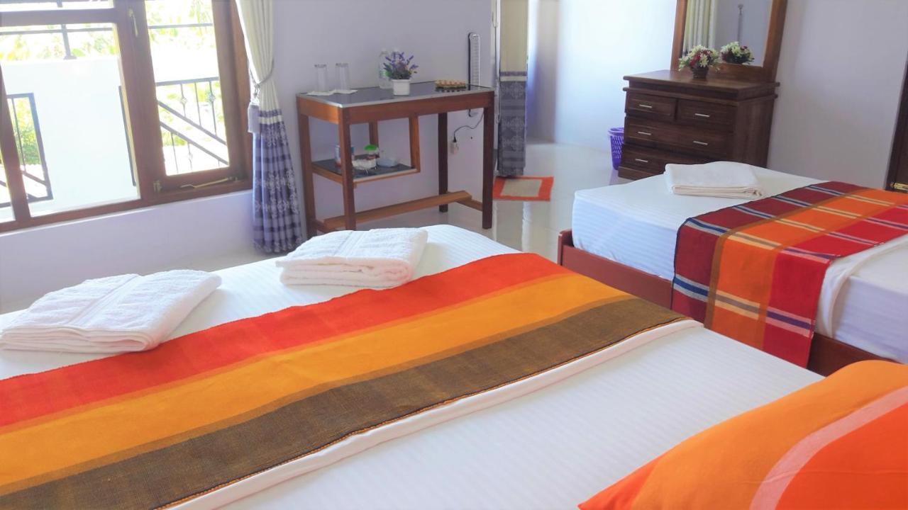 Saru Holiday Apartment - Up To 6 Guests Канди Екстериор снимка